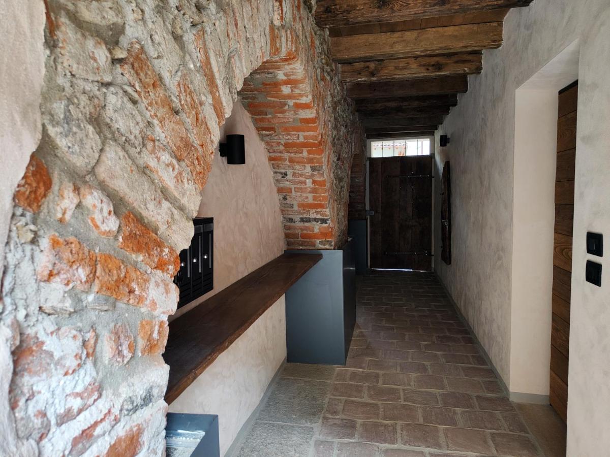 Domus Acaja Appartement Pinerolo Buitenkant foto