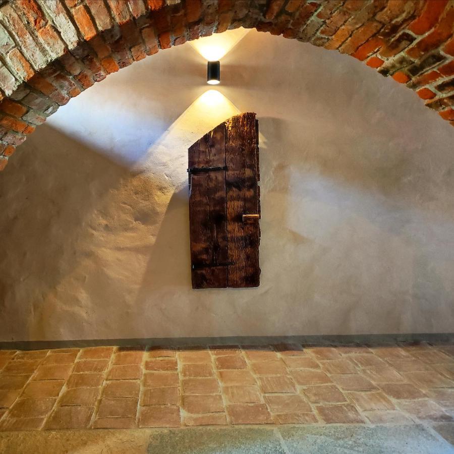Domus Acaja Appartement Pinerolo Buitenkant foto